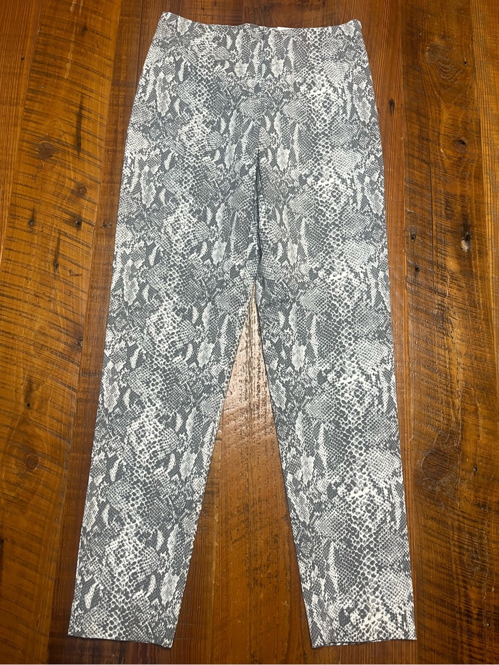 Time & Tru Gray and White Millennium Stretch Fitted Snake-Print Pants
